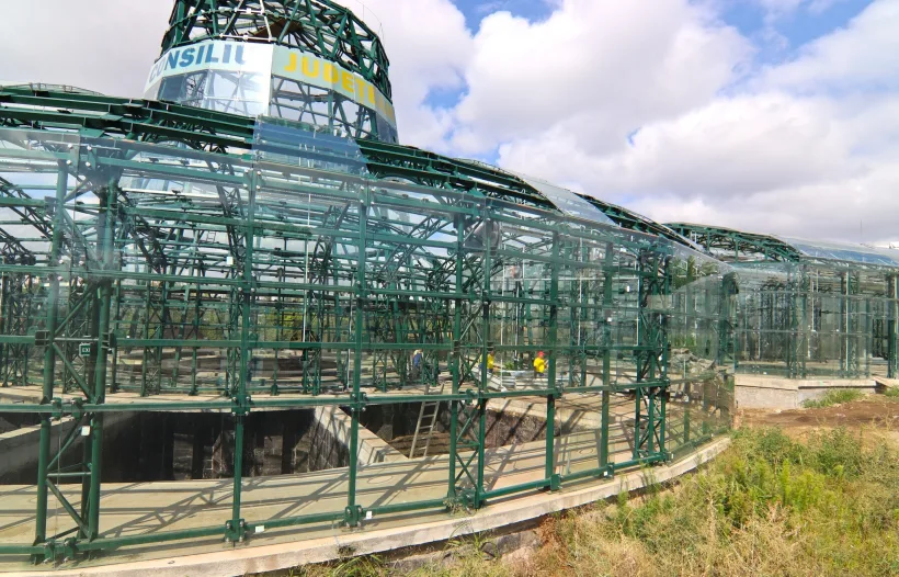 O seră de plante exotice se construiește pe malul Dunării, la Galați