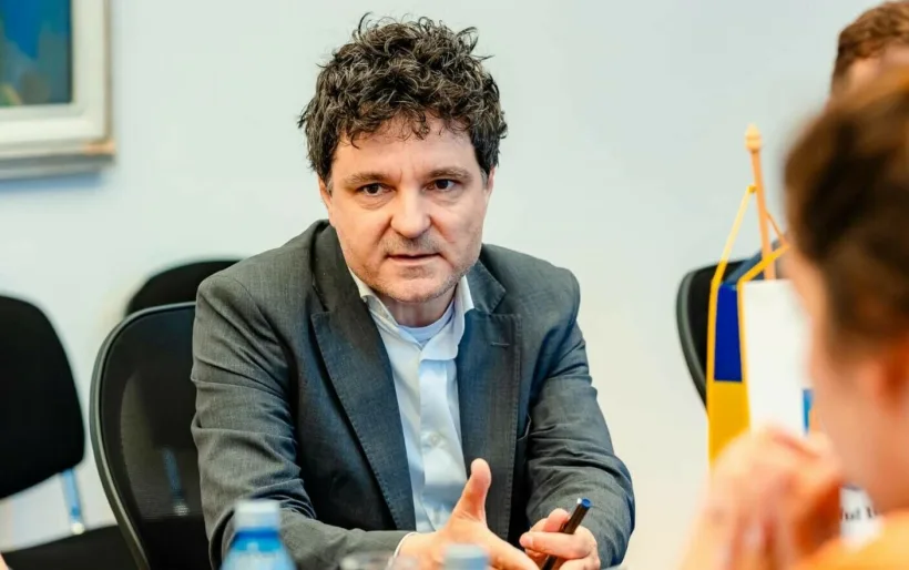 34 de străzi importante din București vor fi dotate cu sisteme de iluminat modern
