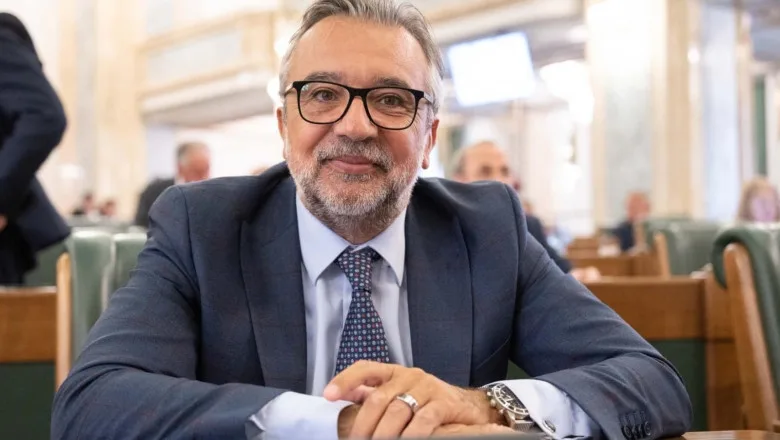 Romașcanu: PSD va cere poziţia de prim-ministru şi prezenţa la guvernare, incluzând cinci principii fundamentale pe care va trebui să le accepte o eventuală coaliţie
