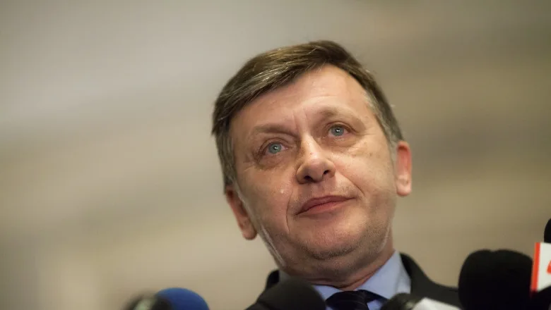 Candidatura lui Crin Antonescu la alegerile prezidențiale, validată de conducerea PNL