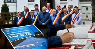 Au început lucrările de modernizare a celui mai lung drum județean din Vâlcea!