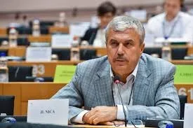 Europarlamentar român: Este necesară decuplarea prețului electricității de cel al gazelor naturale pentru a proteja consumatorii