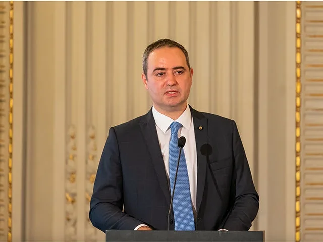 Comisia Europeană cere României să reprioritizeze investiţiile
