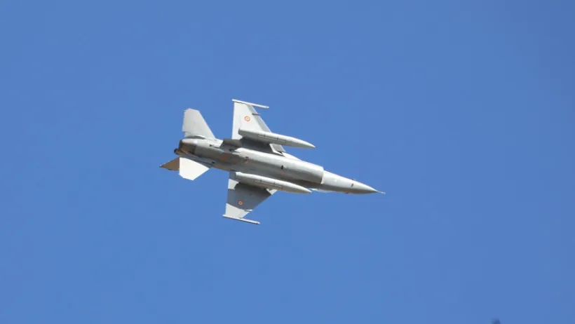 Norvegia livrează României încă trei aeronave F-16. Au aterizat în Baza 86 Aeriană Borcea