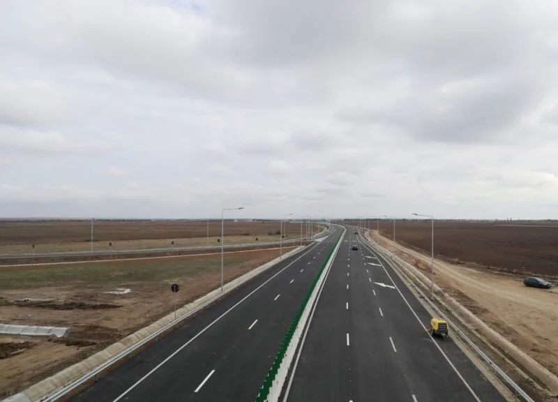 10 km cu patru benzi și trei noduri rutiere între Timișoara și A1