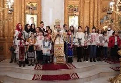 Daruri pentru copiii defavorizați la hramul Catedralei „Nașterea Domnului”, din Brăila