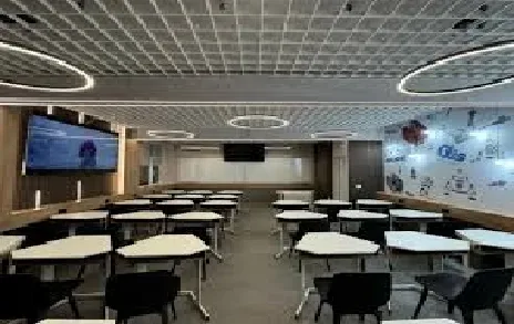 Dotare cu mobilier, materiale didactice și echipamente  digitale a unităților de învățământ preuniversitar ieșean