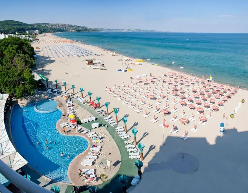 BULGARIA. După stațiunea Albena și Sunny Beach anunță că majoritatea hotelurilor se vor închide până în 10 septembrie