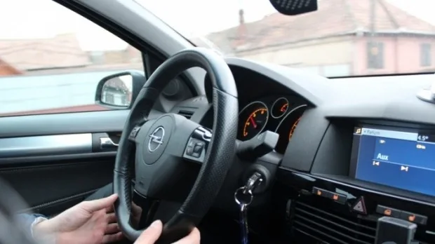 Noi reguli pentru șoferi începând de vineri