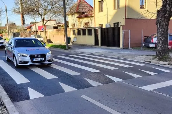Treceri de pietoni supraînălțate pentru siguranță în trafic!