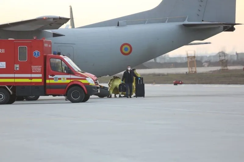MAE: Au fost repatriați 108 români