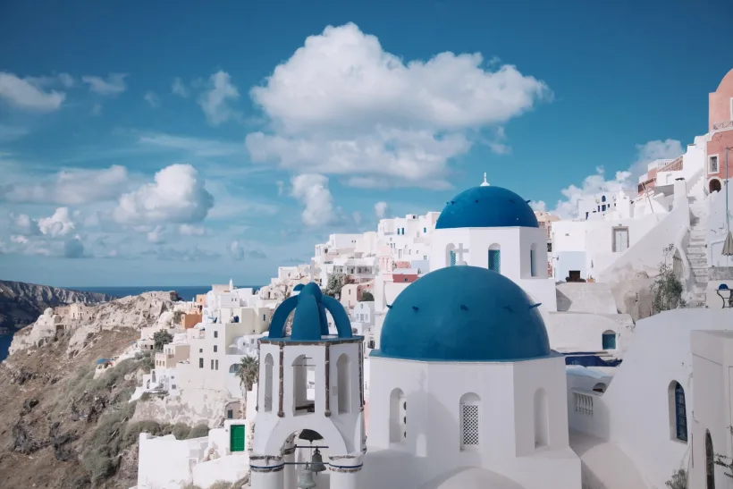 Românii vor putea călători în Grecia de la mijlocul lunii aprilie