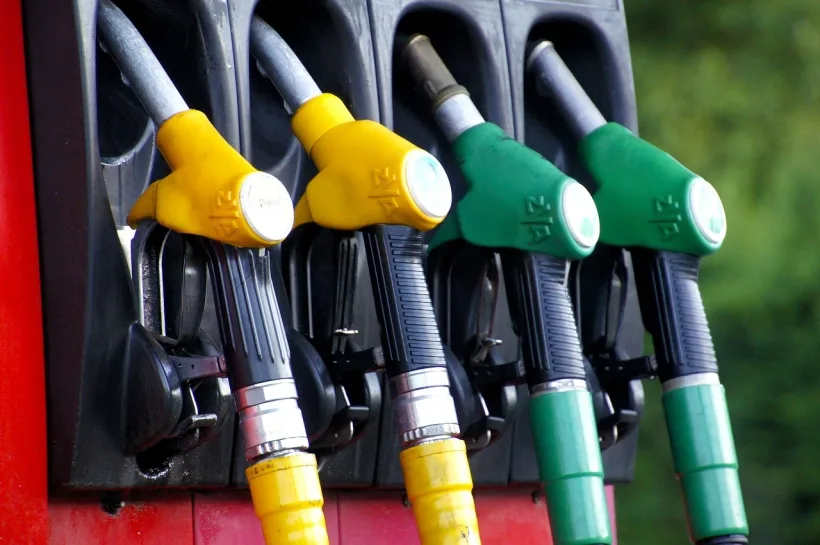 Prețul carburanților a sărit de 8 lei pe litru și la Galați