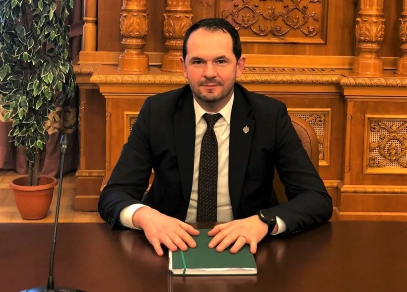Proiectul care le asigură copiilor cu autism tratamente stomatologice gratuite a trecut de Senat