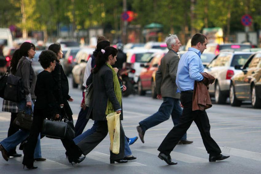 Corupția și creșterea prețurilor, principalele probleme de &icirc;ngrijorare ale rom&acirc;nilor