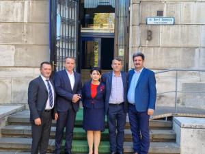 Deputatul PSD Viorica Sandu, &icirc;mpreună cu primarii localităților Matca, Valea Mărului și Negrilești, la Ministerul Muncii
