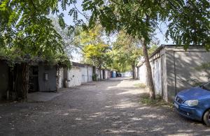 Parcare etajată cu terasă și loc de joacă &icirc;ntr-un cartier din Galați