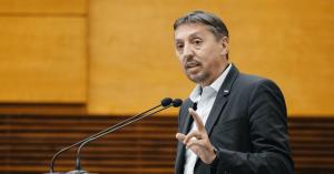 Criza fiscală lovește mediul universitar: bursele, reduse temporar; reconstrucția &icirc;ncepe din 2026