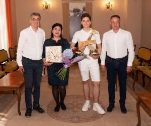 Talentatul brăilean Cristian CIAUȘU, c&acirc;știgătorul ROM&Acirc;NII AU TALENT !