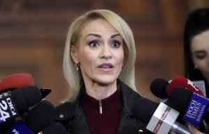 Firea: "Nimeni nu a &icirc;nchis biserica, &icirc;n niciun război. Prin urmare, nici un război sanitar nu poate fi o justificare pentru &icirc;nchiderea bisericilor"