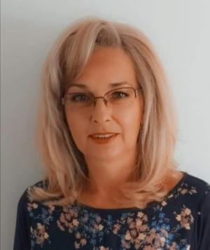 Senatorul Laura Georgescu: Am votat pentru &icirc;nlăturarea imixtiunii politice &icirc;n viaţa şcolii!