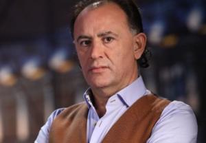 Mohammad Murad, cercetat penal după ce a fost filmat &icirc;mpărţind pachete inscripţionate cu numele său