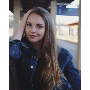 Mobilizare pentru salvarea unei studente de 18 ani de la Facultatea de Medicină. Fata are nevoie de s&acirc;nge