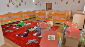 Guvernul a aprobat preluarea tuturor creşelor &icirc;n sistemul de educaţie naţional