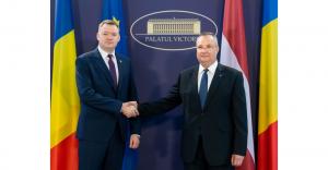 Premierul Ciucă a discutat cu președintele Parlamentului Letoniei despre situația de securitate din Est și aderarea Rom&acirc;niei la Schengen