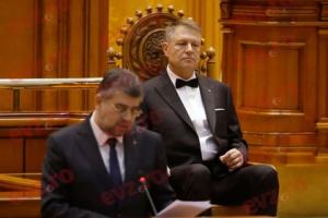 Ciolacu i-a transmis un mesaj lui Klaus Iohannis: "Cu ura lățită pe toată fața, ați arătat cu degetul și apoi v-ați &icirc;ntors impasibil la pauza de zi cu zi"