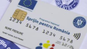 Cardurile pe care vor fi &icirc;ncărcate voucherele sociale au &icirc;nceput deja să fie distribuite de Poșta Rom&acirc;nă