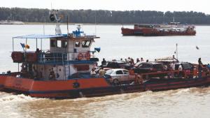 Navrom Bac: &icirc;n timpul zilei, bacurile circulă &icirc;n regim non stop