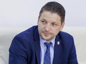 Senatorul Marius Humelnicu, martor la un moment memorabil. Preşedintele Israelului a ținut un discurs &icirc;n Parlamentul Rom&acirc;niei