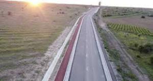 DJ 251 din județul Galați, intrat &icirc;n asfaltare după consolidare și lărgire la 8 metri