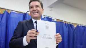 Nicușor Dan: Rom&acirc;nia are o șansă. &Icirc;i chem alături de mine pe toți cei care cred &icirc;n lege, &icirc;n adevăr