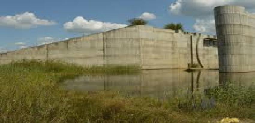 Barajul de la Vârfu Câmpului