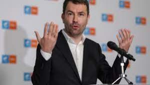 USR: PSD și PNL &icirc;i dau m&acirc;nă liberă lui Marcel Ciolacu să &icirc;ncalce legile