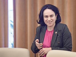 Simona Bucura Oprescu: Reforma este sustenabilă și va aduce stabilitate sistemului de pensii din Rom&acirc;nia