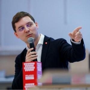 Vicepreședintele Parlamentului European: &Icirc;n 18 ani, Rom&acirc;nia a primit peste 100 de miliarde de euro de la UE și a contribuit cu doar 30