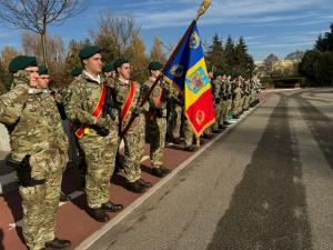 Ciolacu la Ziua Veteranilor din Teatrele de Operații: ne amintește de c&acirc;t de mult prețuiesc rom&acirc;nii libertatea