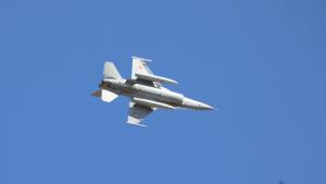 Norvegia livrează Rom&acirc;niei &icirc;ncă trei aeronave F-16. Au aterizat &icirc;n Baza 86 Aeriană Borcea