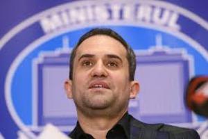 Măsuri la CFR. Directorii CFR &icirc;și vor reduce indemnizațiile cu 10%, unii salariați vor lucra doar patru zile