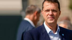 Noul ministru al Apărării l-a invitat &icirc;n Rom&acirc;nia pe secretarul american al Apărării