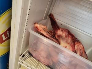 Restaurante, pizerii şi fast food-uri din Galaţi, &icirc;nchise de Protecția Consumatorului. Ce nereguli au fost găsite