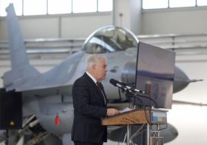 Miniștrii Apărării din Rom&acirc;nia și Olanda au discutat despre cooperarea militară de la Centrul F-16 de la Fetești