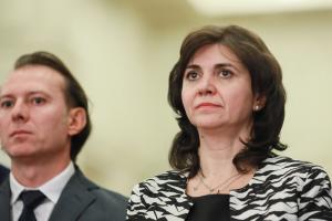 &Icirc;ncă o minciună marca Guvernului Orban: dascălii trimiși &rdquo;&icirc;n decor&rdquo;, după bani