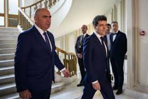 Sondaj Avangarde. Nicușor Dan și Ilie Bolojan sunt cei mai de &icirc;ncredere politicieni rom&acirc;ni