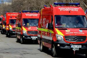 Microbuz răsturnat &icirc;n județul Galați: 15 persoane, rănite