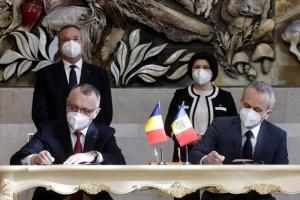 Se intensifică colaborarea &icirc;n domeniul Educației &icirc;ntre cele două state rom&acirc;nești, de pe malurile Prutului