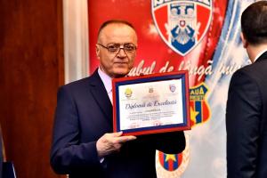 Cornel Oțelea a fost decorat post-mortem de președintele Rom&acirc;niei, Klaus Iohannis